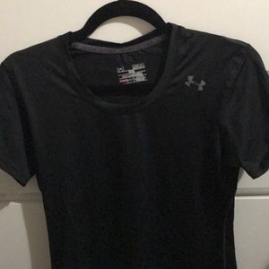 Under Armour Short-sleeve Black Tshirt size M